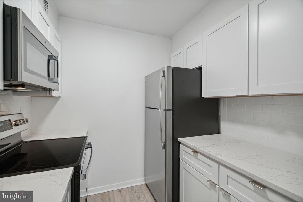 224 W Rittenhouse Square - Photo 7