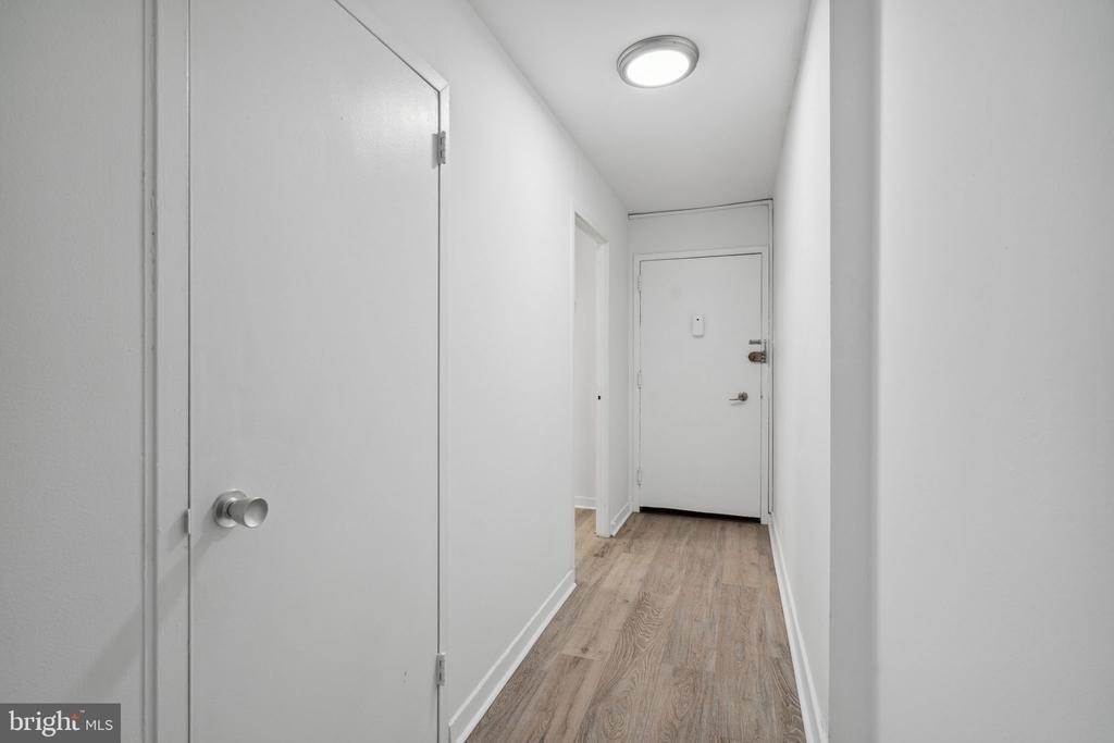 224 W Rittenhouse Square - Photo 12