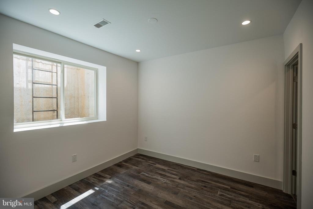 3716 Haverford Ave - Photo 8