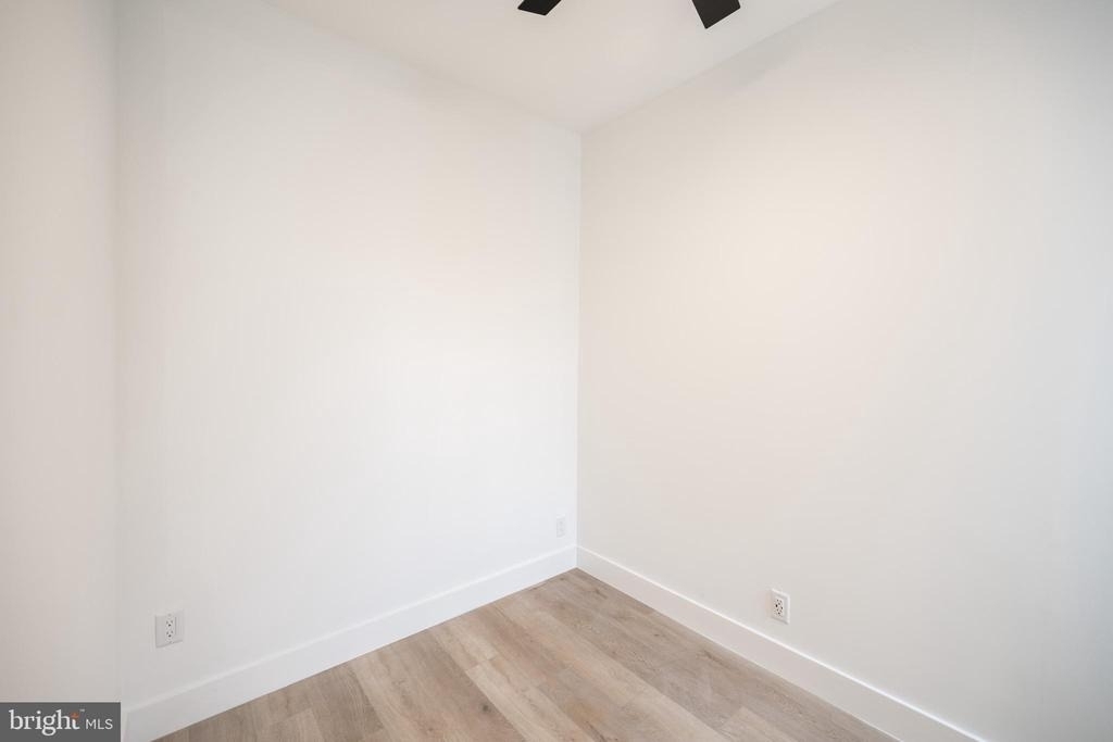 1838 S 23rd Street - Photo 8