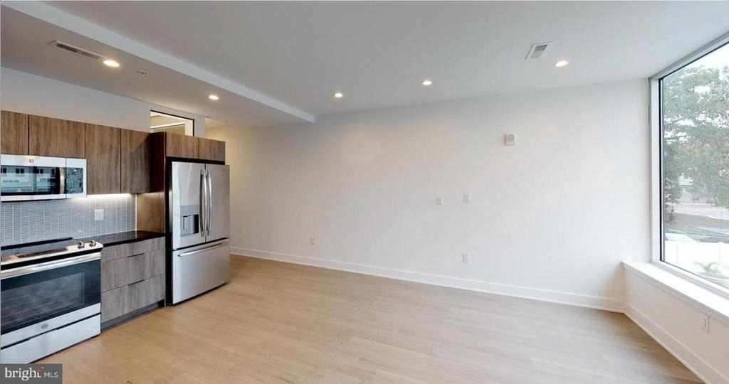 1 Brown Street - Photo 2