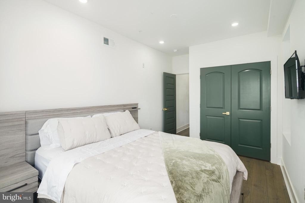 3127 Richmond Street - Photo 7