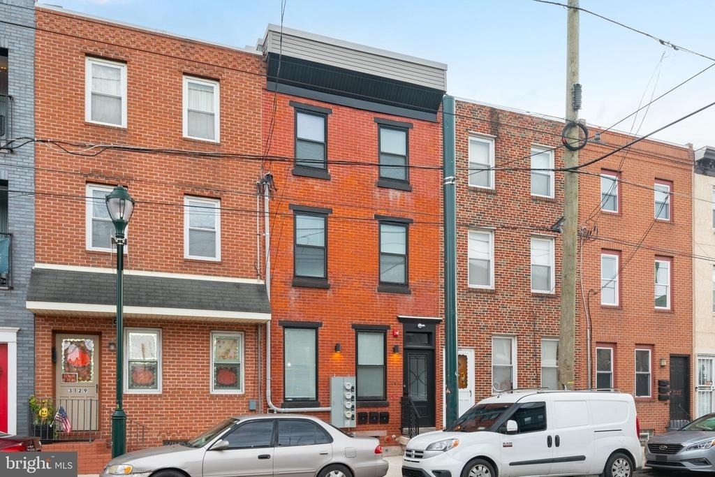 3127 Richmond Street - Photo 2