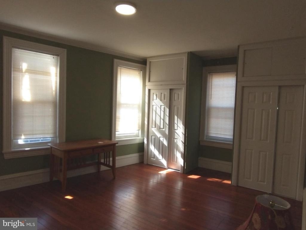 6845 Germantown Avenue - Photo 15