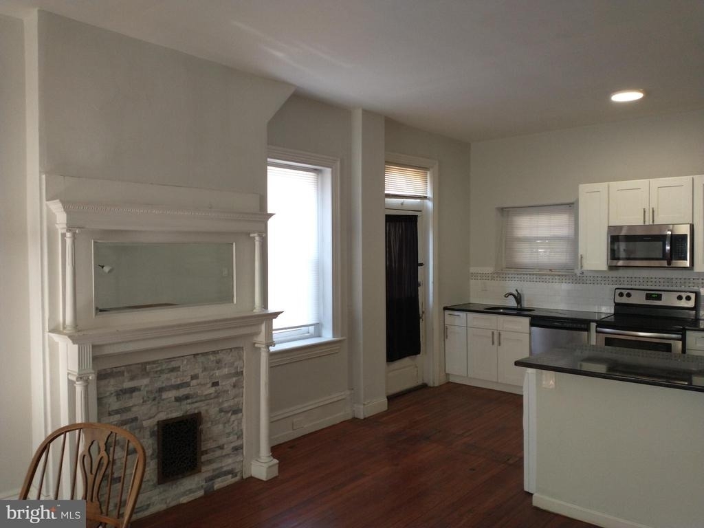 6845 Germantown Avenue - Photo 3