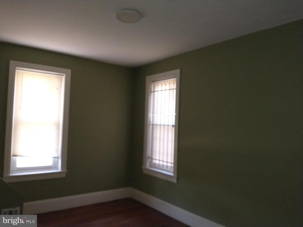 6845 Germantown Avenue - Photo 11