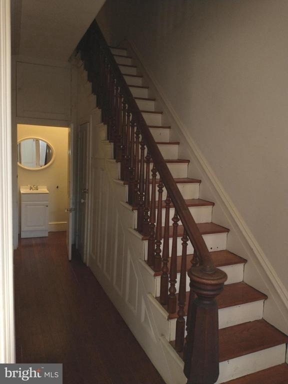 6845 Germantown Avenue - Photo 9