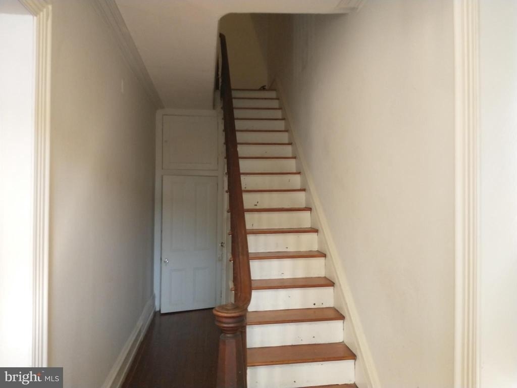 6845 Germantown Avenue - Photo 7