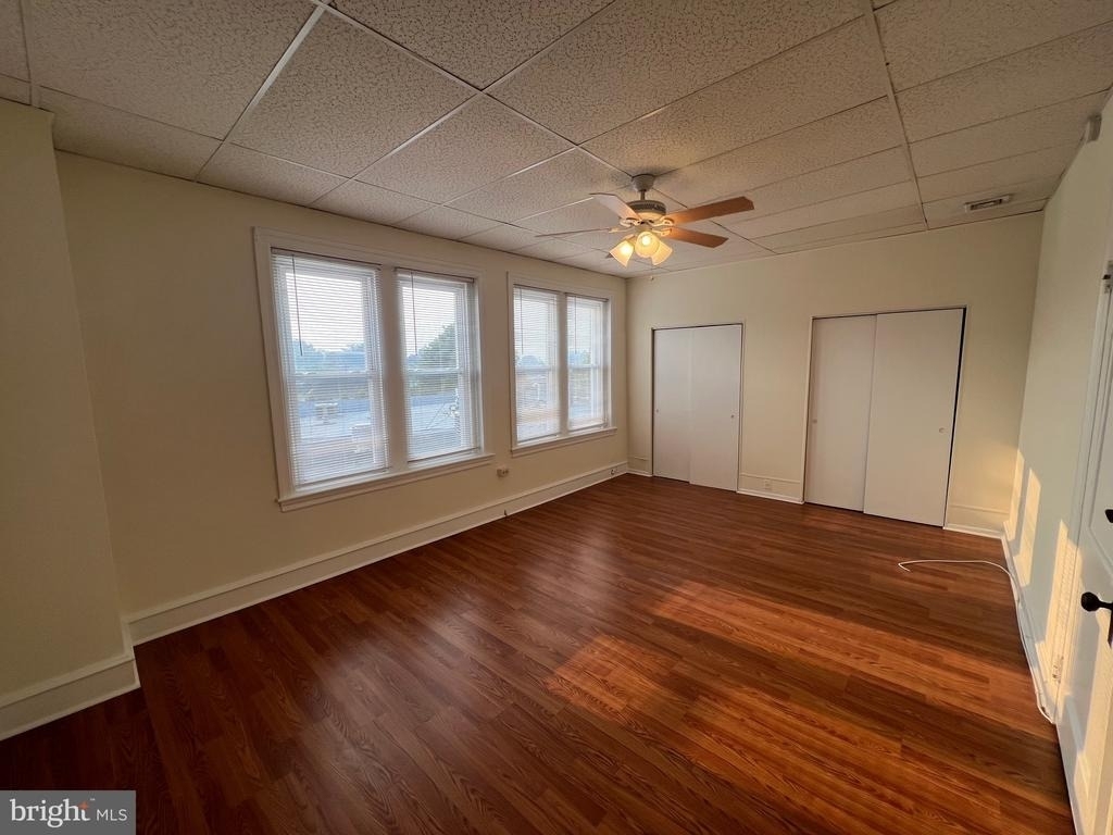 7979 Oxford Avenue - Photo 8