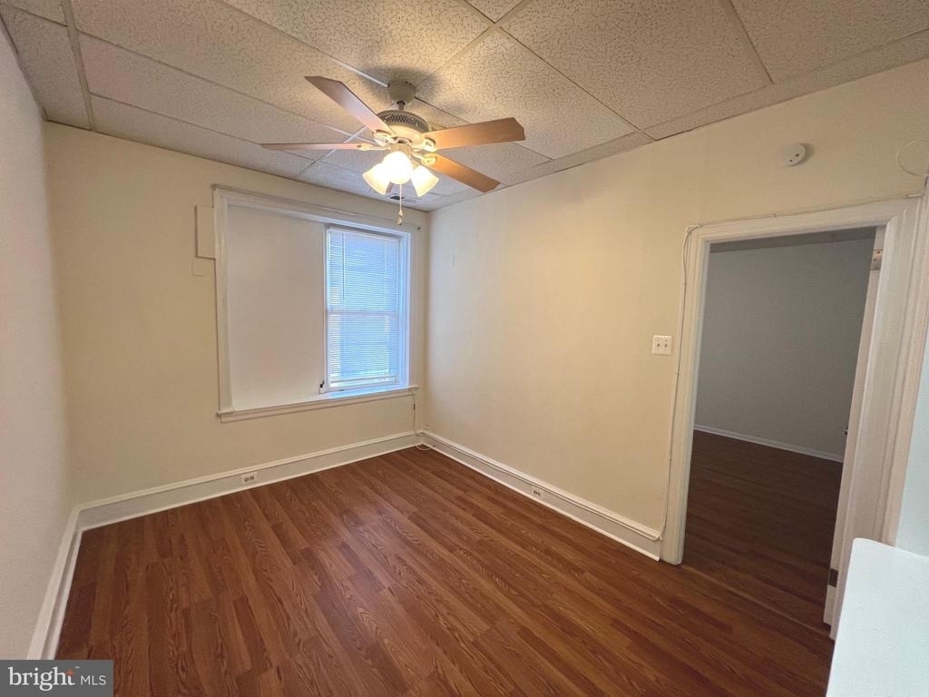 7979 Oxford Avenue - Photo 4