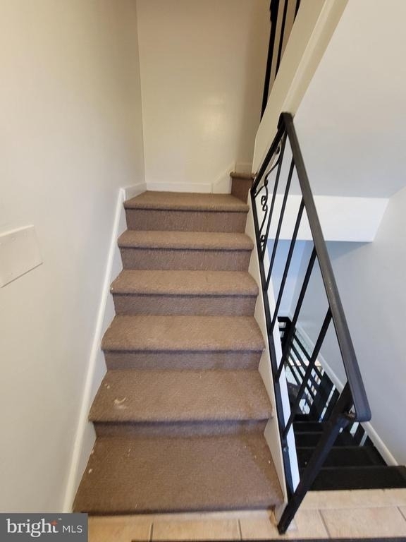 1331 Astor Street - Photo 9