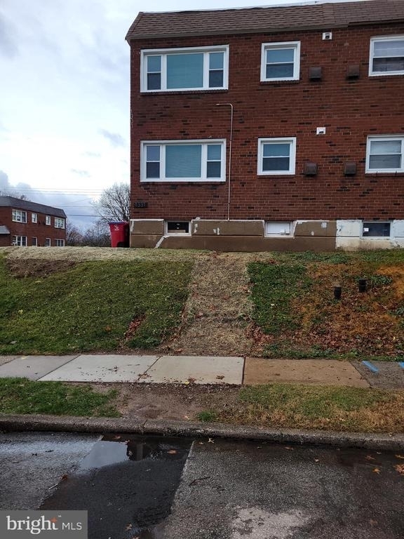 1331 Astor Street - Photo 1