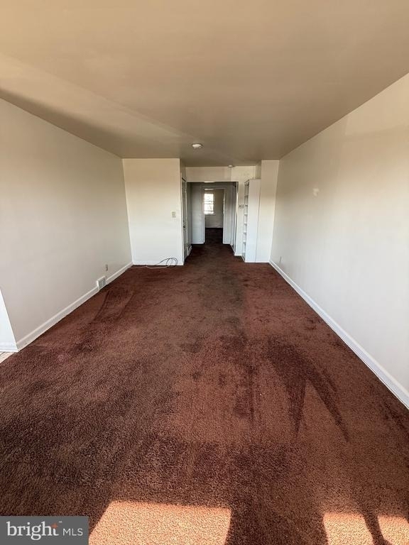 637 Hamilton Street - Photo 2