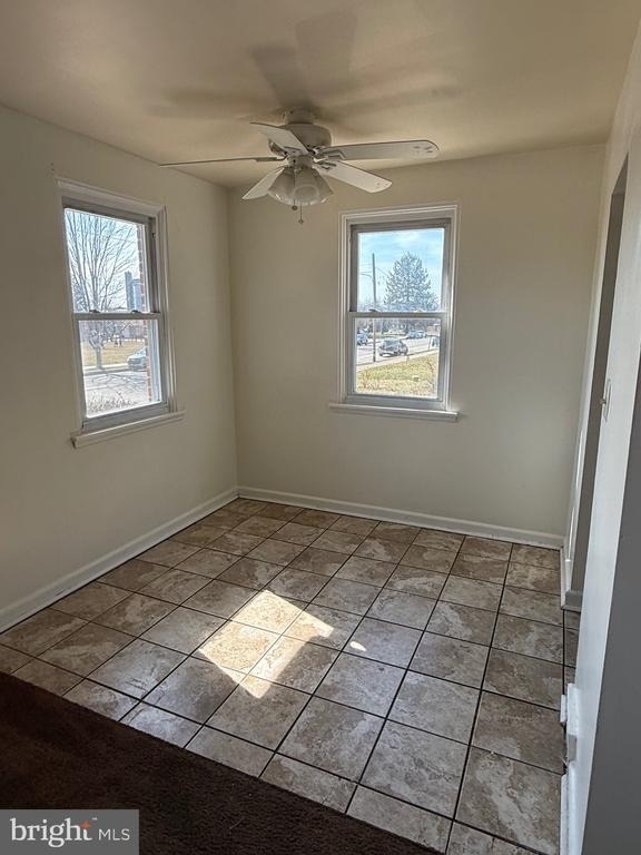 637 Hamilton Street - Photo 3