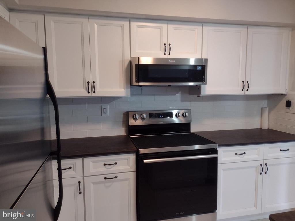 83 Avon Lane - Photo 6