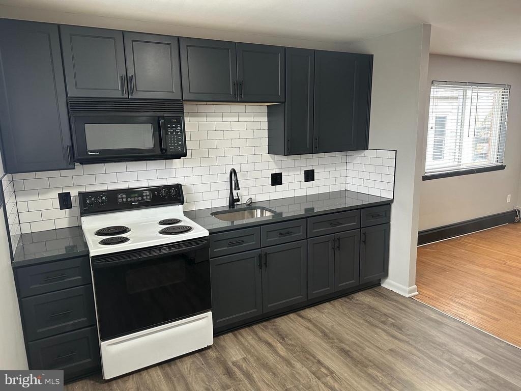517 Morgan Avenue - Photo 4