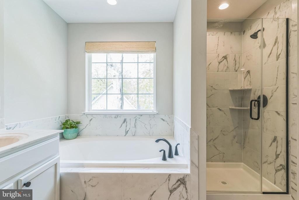 14720 Locust Court - Photo 27