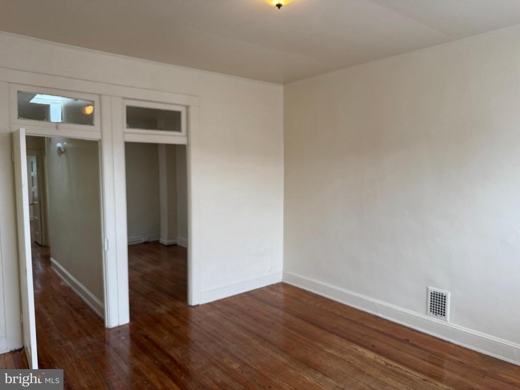 1638 Darley Avenue - Photo 9