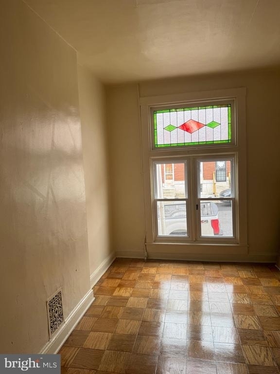 1638 Darley Avenue - Photo 5