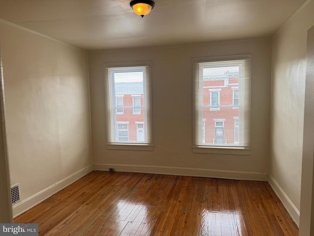 1638 Darley Avenue - Photo 8