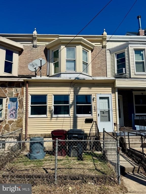 509 Vandever Avenue - Photo 0