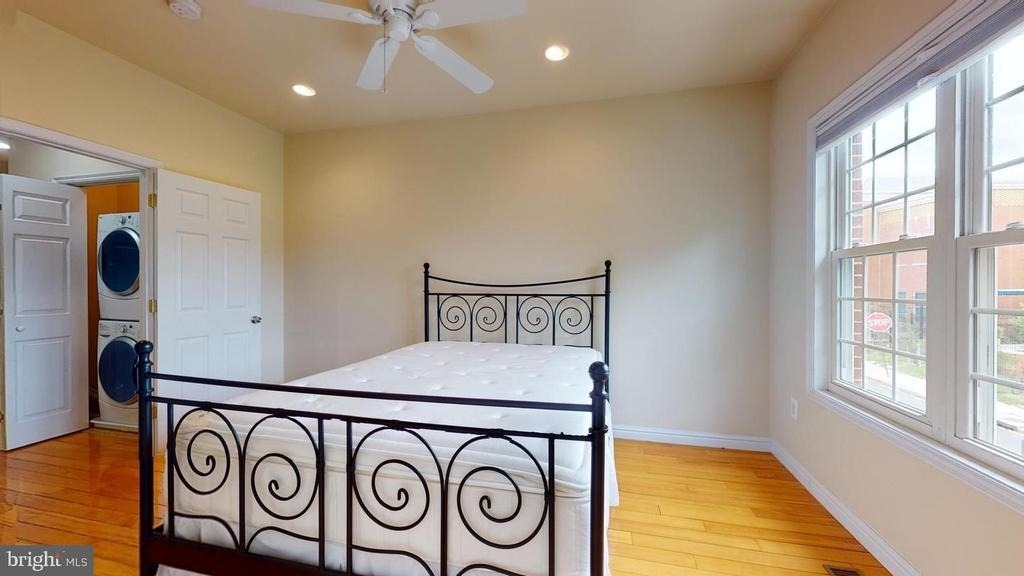 615 16th Street Ne - Photo 30