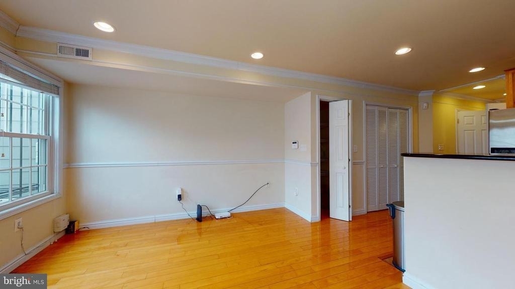 615 16th Street Ne - Photo 14