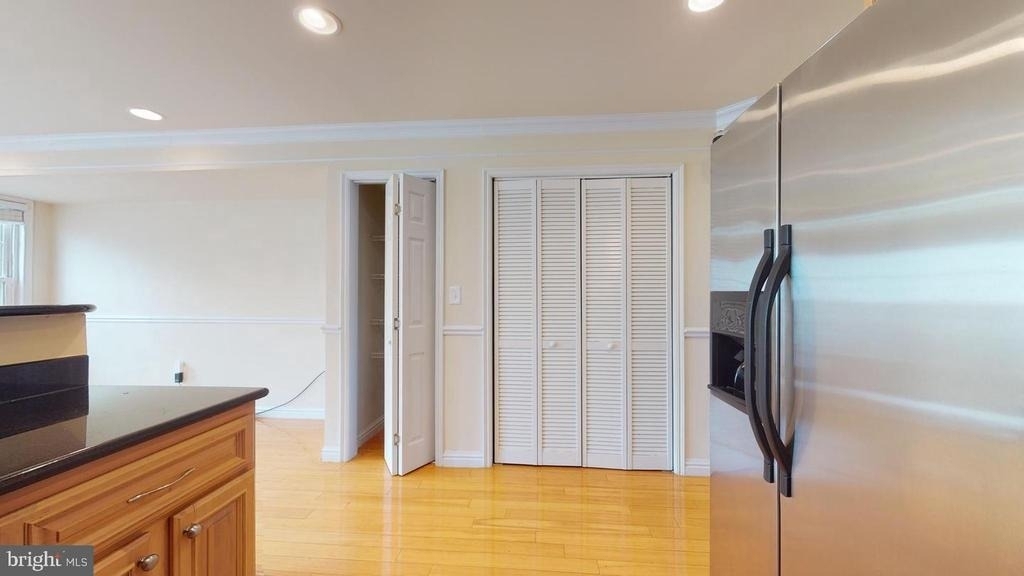 615 16th Street Ne - Photo 12