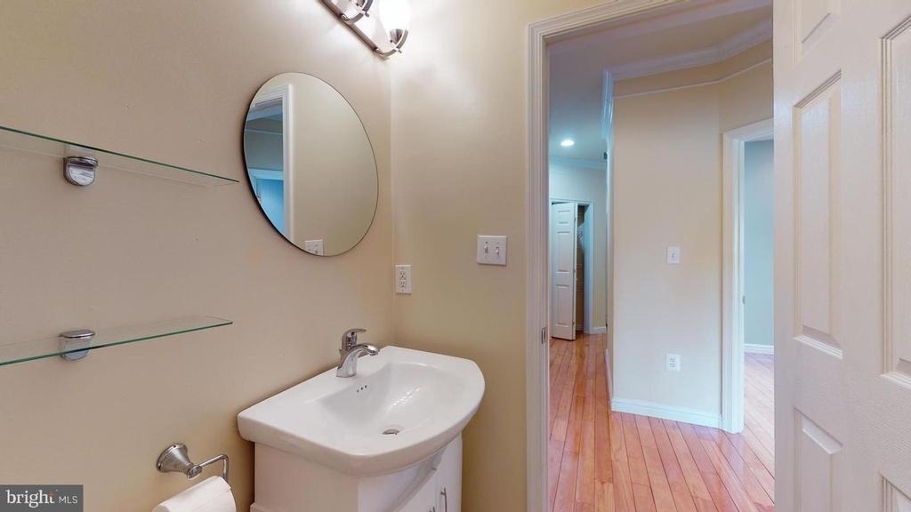 615 16th Street Ne - Photo 24
