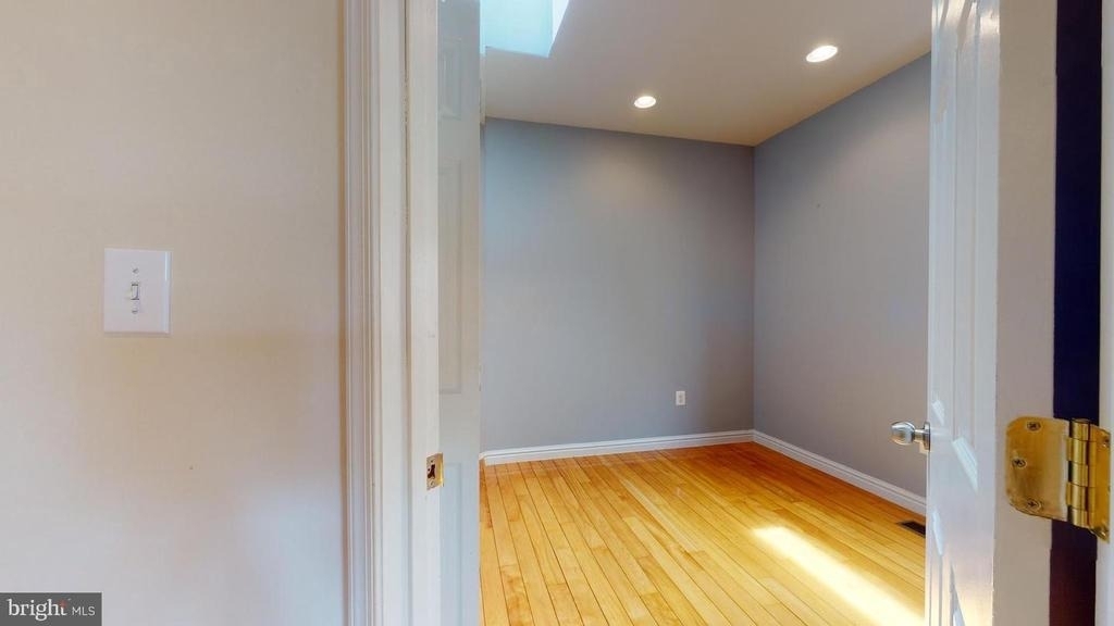 615 16th Street Ne - Photo 25