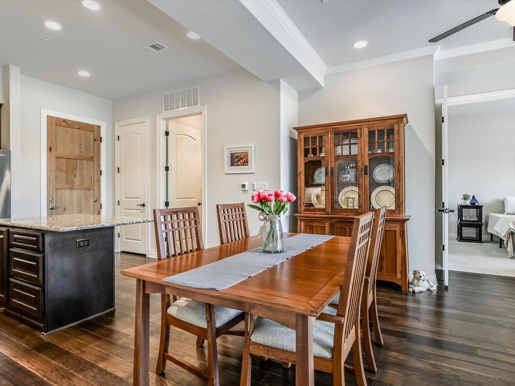 102 Bella Toscana Ave - Photo 11
