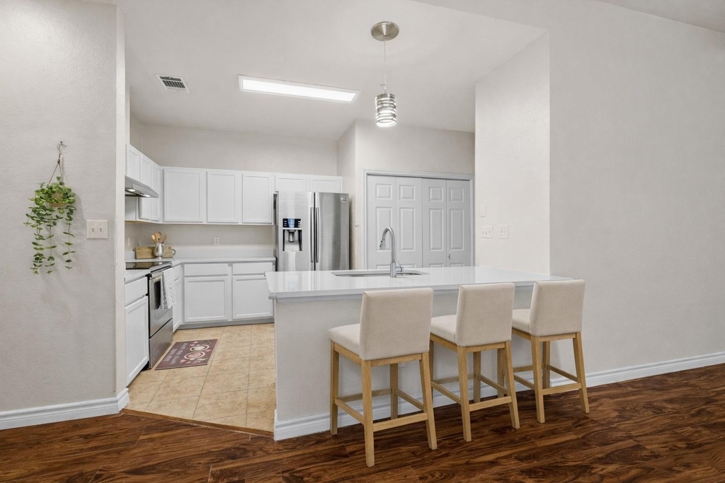 8703 Weiser Dr - Photo 3