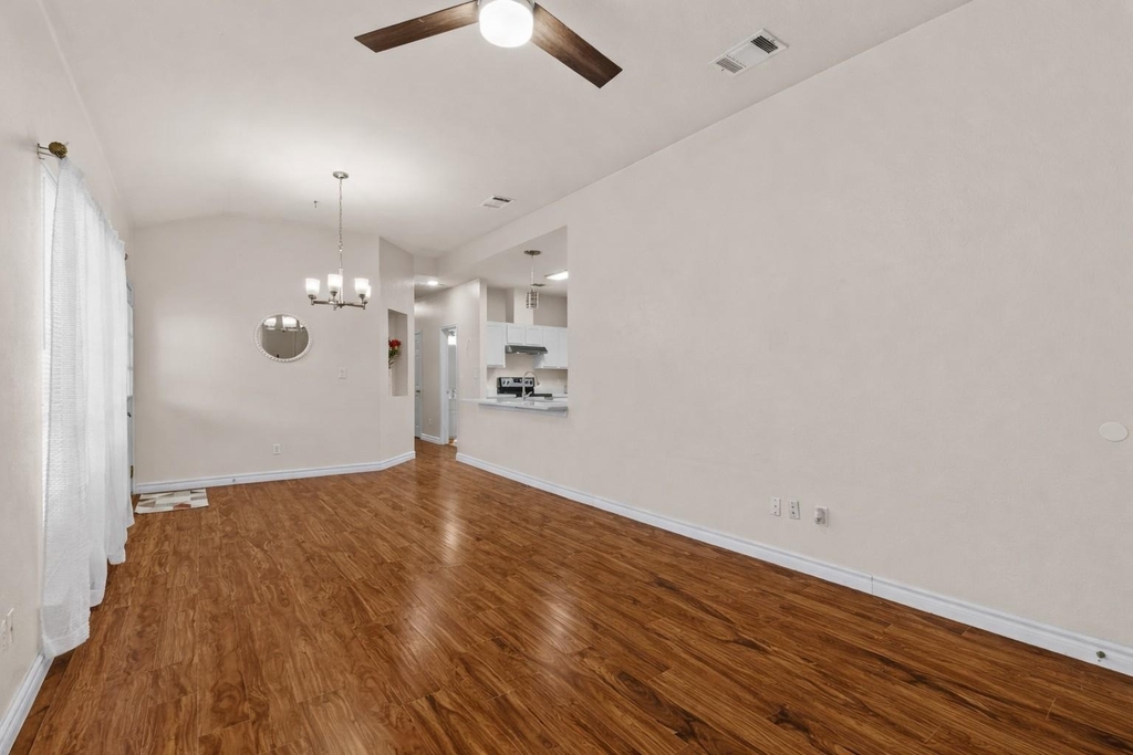 8703 Weiser Dr - Photo 21