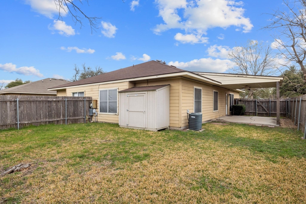 8703 Weiser Dr - Photo 17