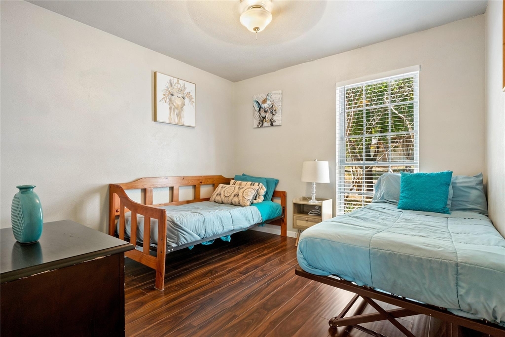 7203 Barnsdale Way - Photo 15
