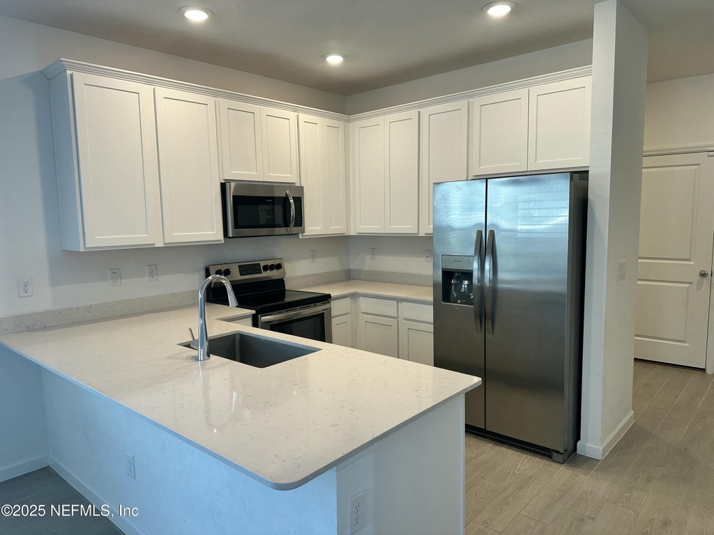 413 Rosemont Drive - Photo 6