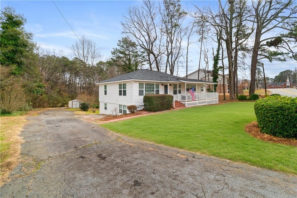 2790 Sardis Street - Photo 1