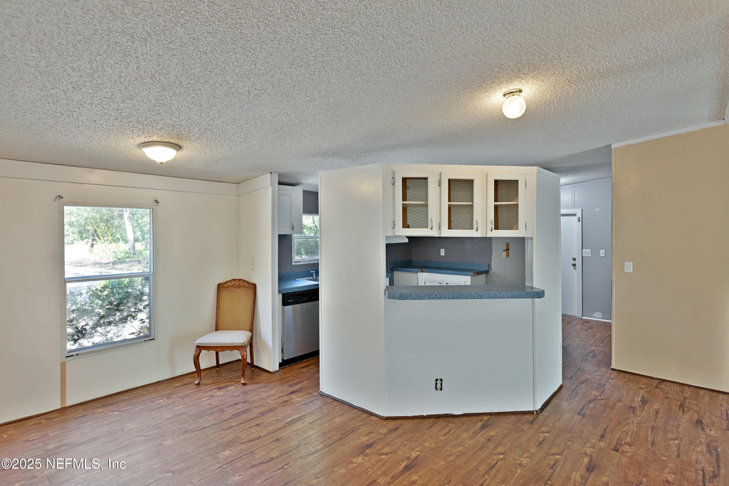 7463 Lilly Court - Photo 4