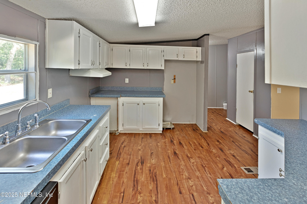 7463 Lilly Court - Photo 5