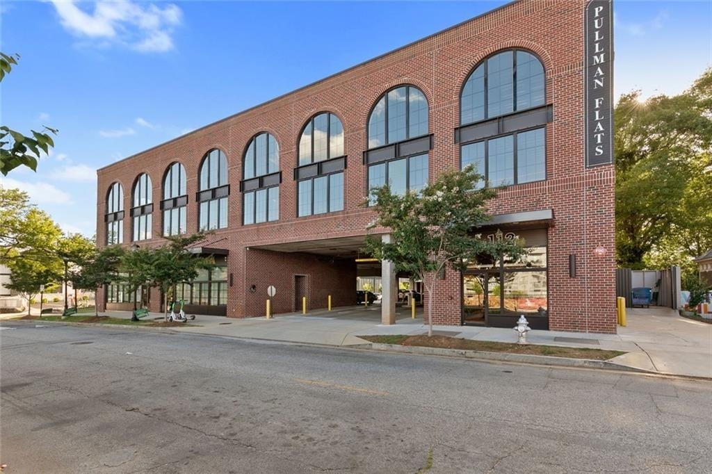 112 Rogers Street Ne - Photo 1