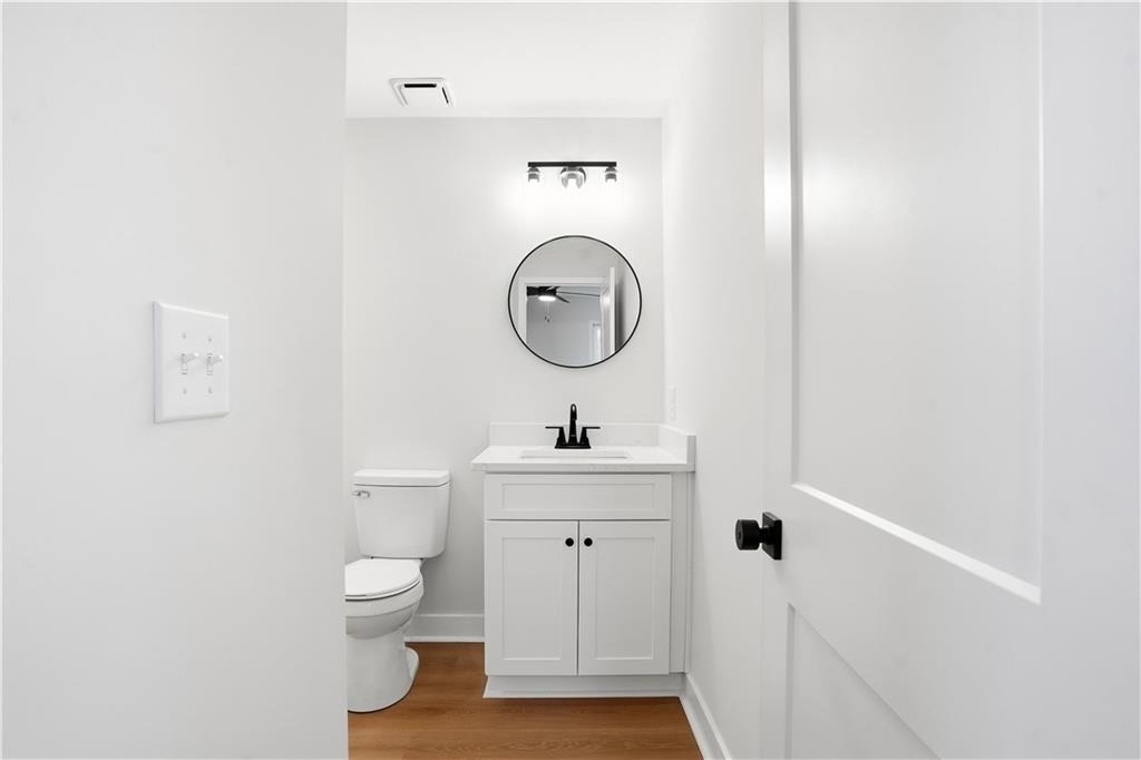 127 Perry Street - Photo 21