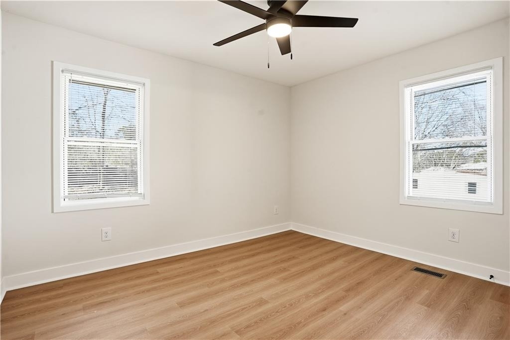 127 Perry Street - Photo 19