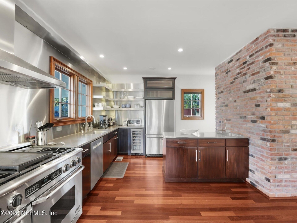 322 6th Street - Photo 17
