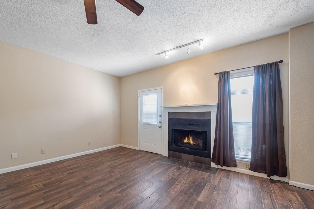 12400 Brookglade Circle - Photo 10