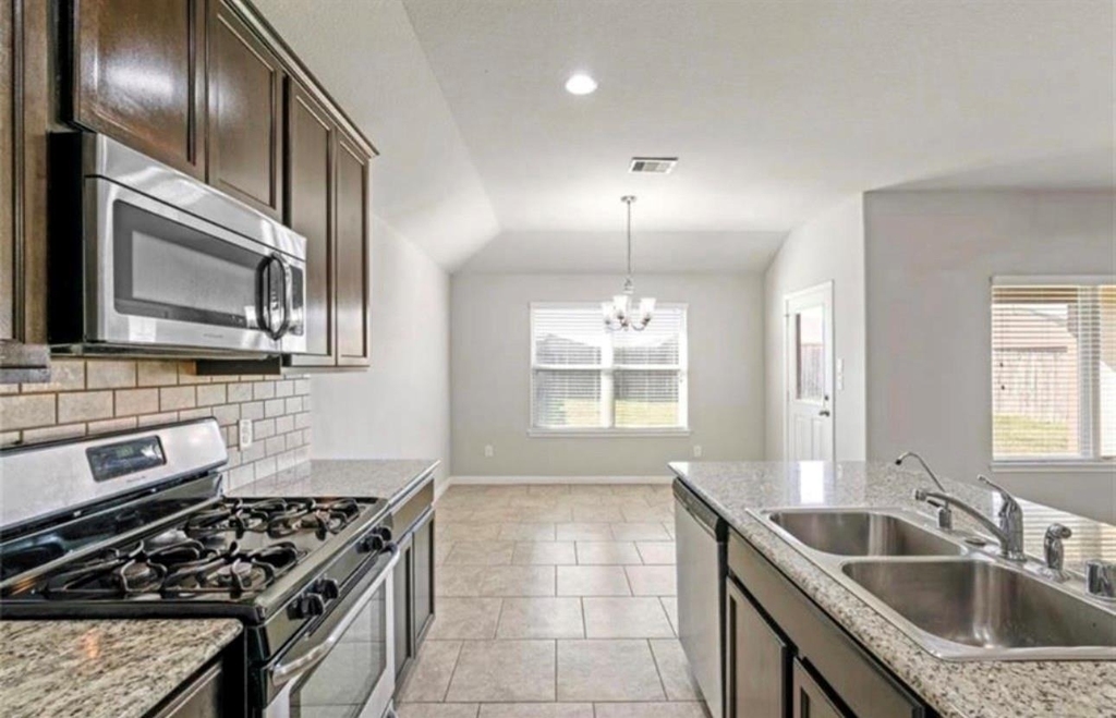 9514 Matilda Creek - Photo 1