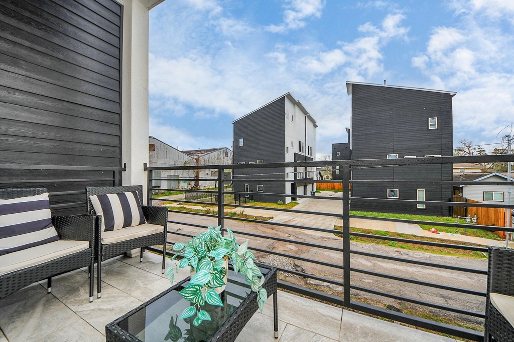 531 Schweikhardt Street - Photo 3