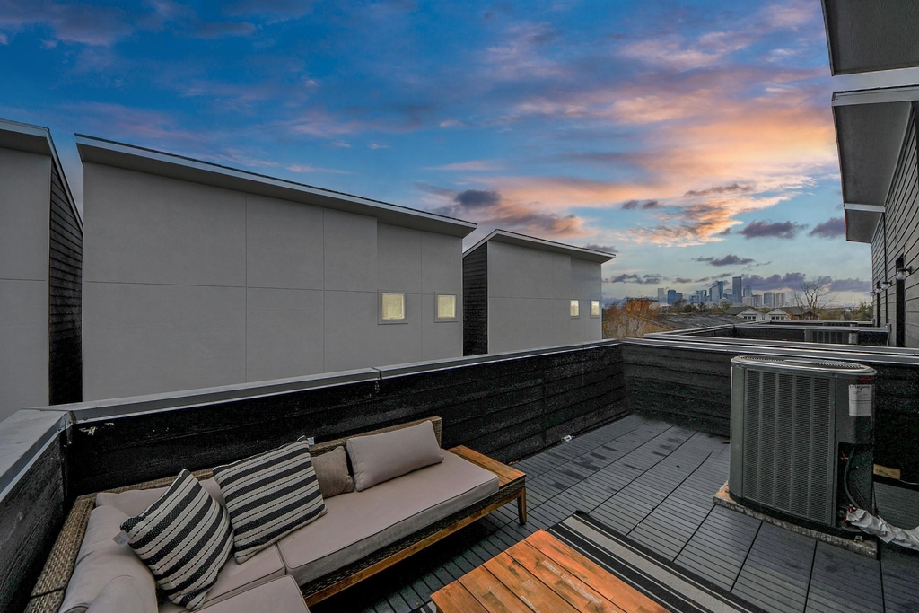 531 Schweikhardt Street - Photo 0