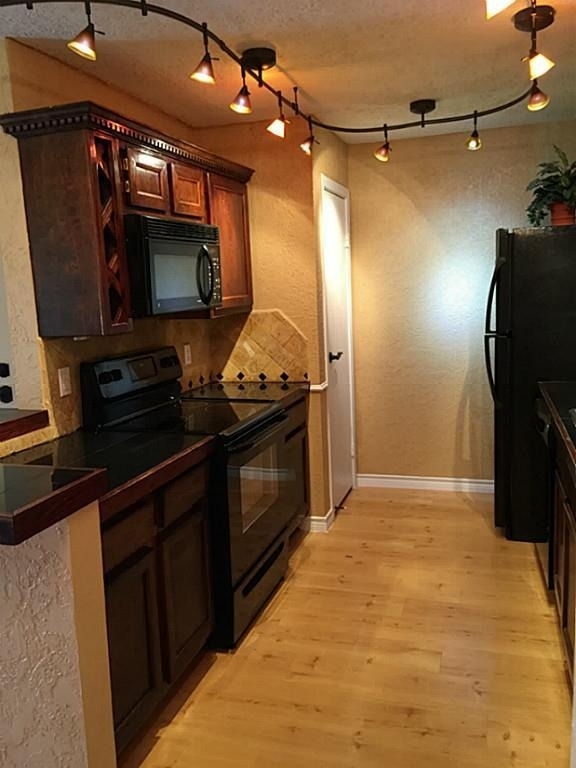 12755 Mill Ridge Drive - Photo 2