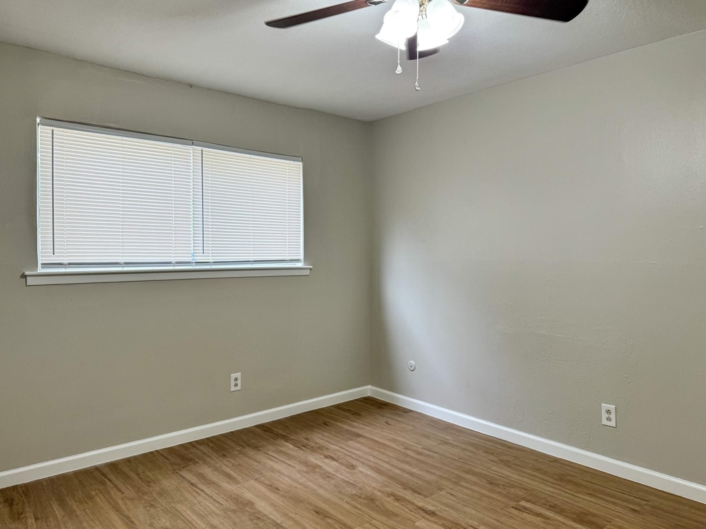 2101 6th Avenue N - Photo 8