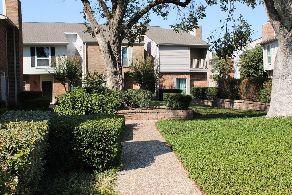 5976 Woodway Place Court - Photo 0